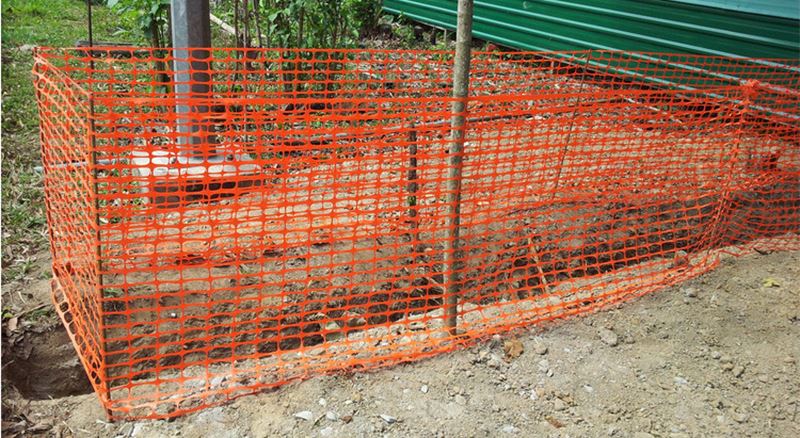 plastic warning fence